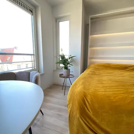 Happy By Anais - 20m To Appartement *